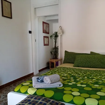 Acomodação com café da manhã  Il Nido Della Quaglia - Jaba Mia House Lt 4*